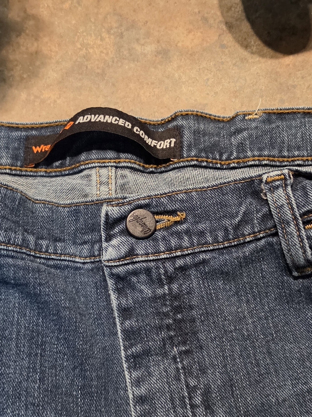 3 Pair Wrangler Men's Denim FR Jeans in Medium Blue with Brown Patch - Picture 4 of 8